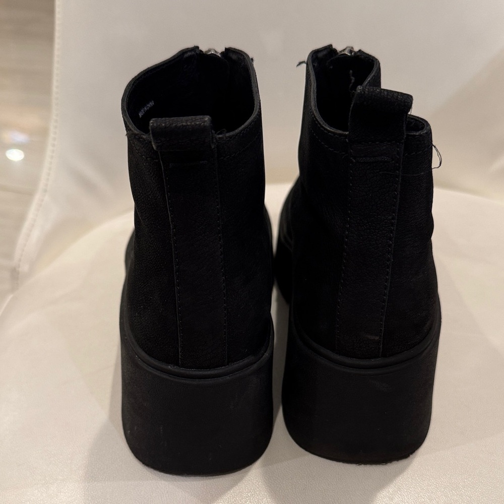 Eileen Fisher Women’s Orion Ankle Boot - Picture 3 of 7